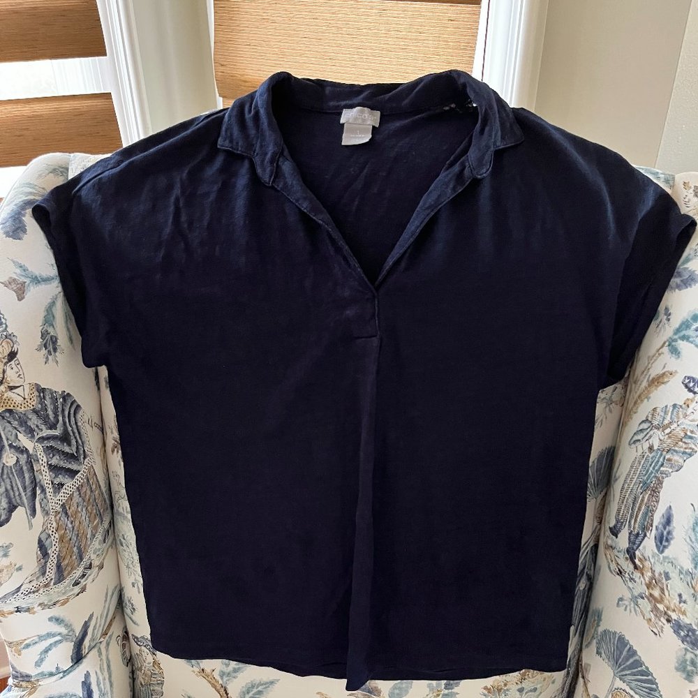 Chico's 100 linen ~ Navy Top